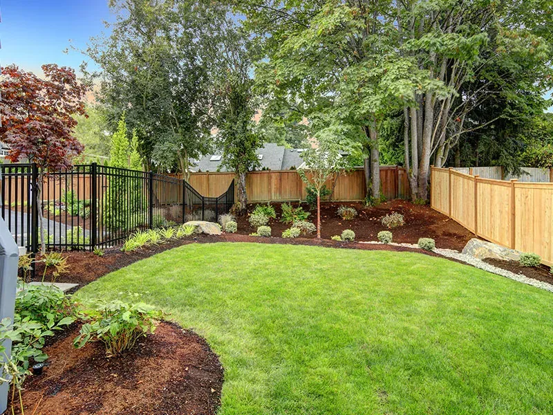 Pose de clôtures à Quincey